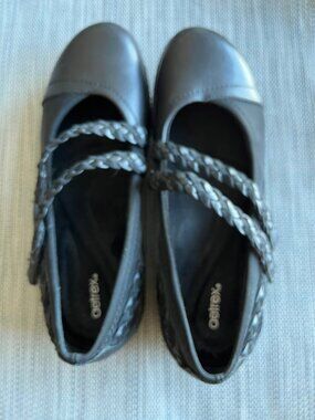 Black Mary Jane leather Aetrex shoes